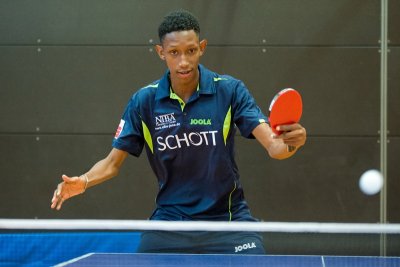Hamidou Sow schlägt gegen Biederitz letztmals für den SV SCHOTT auf!