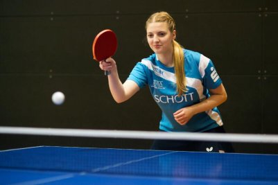 Kati Overhoff schlägt morgen an Position 2 auf!
